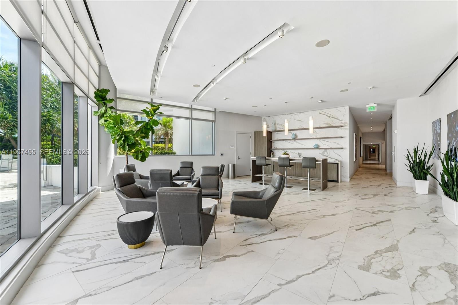 DIPLOMAT OCEANFRONT RESID - Residential