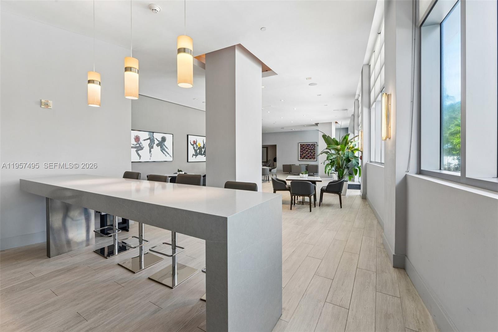 DIPLOMAT OCEANFRONT RESID - Residential