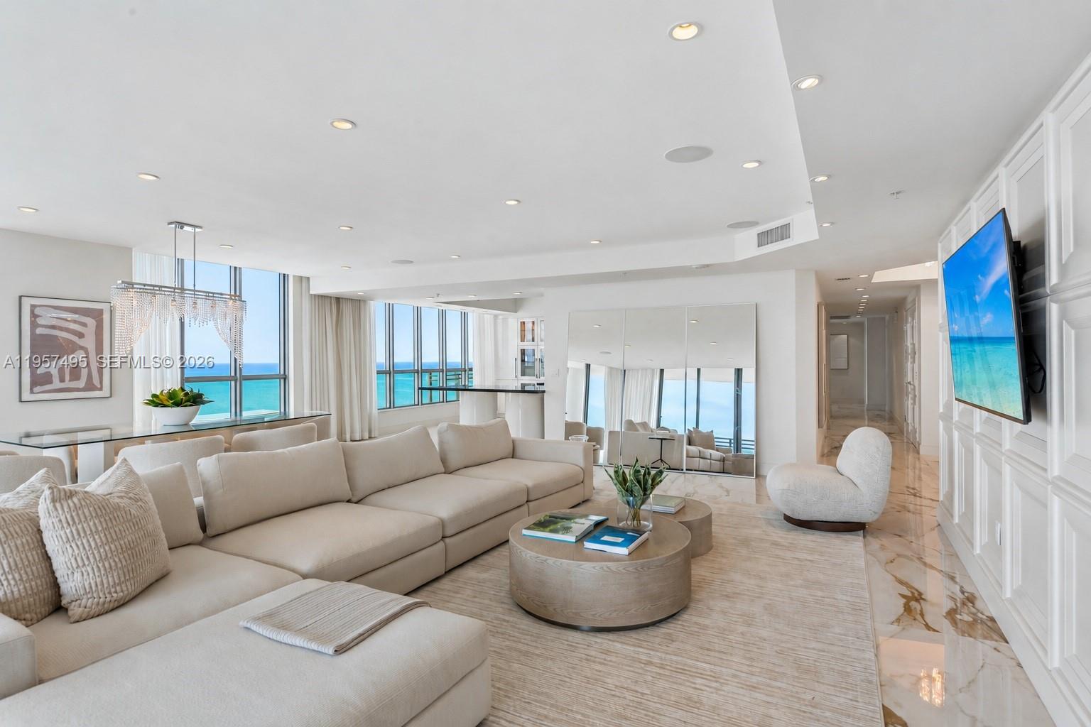DIPLOMAT OCEANFRONT RESID - Residential