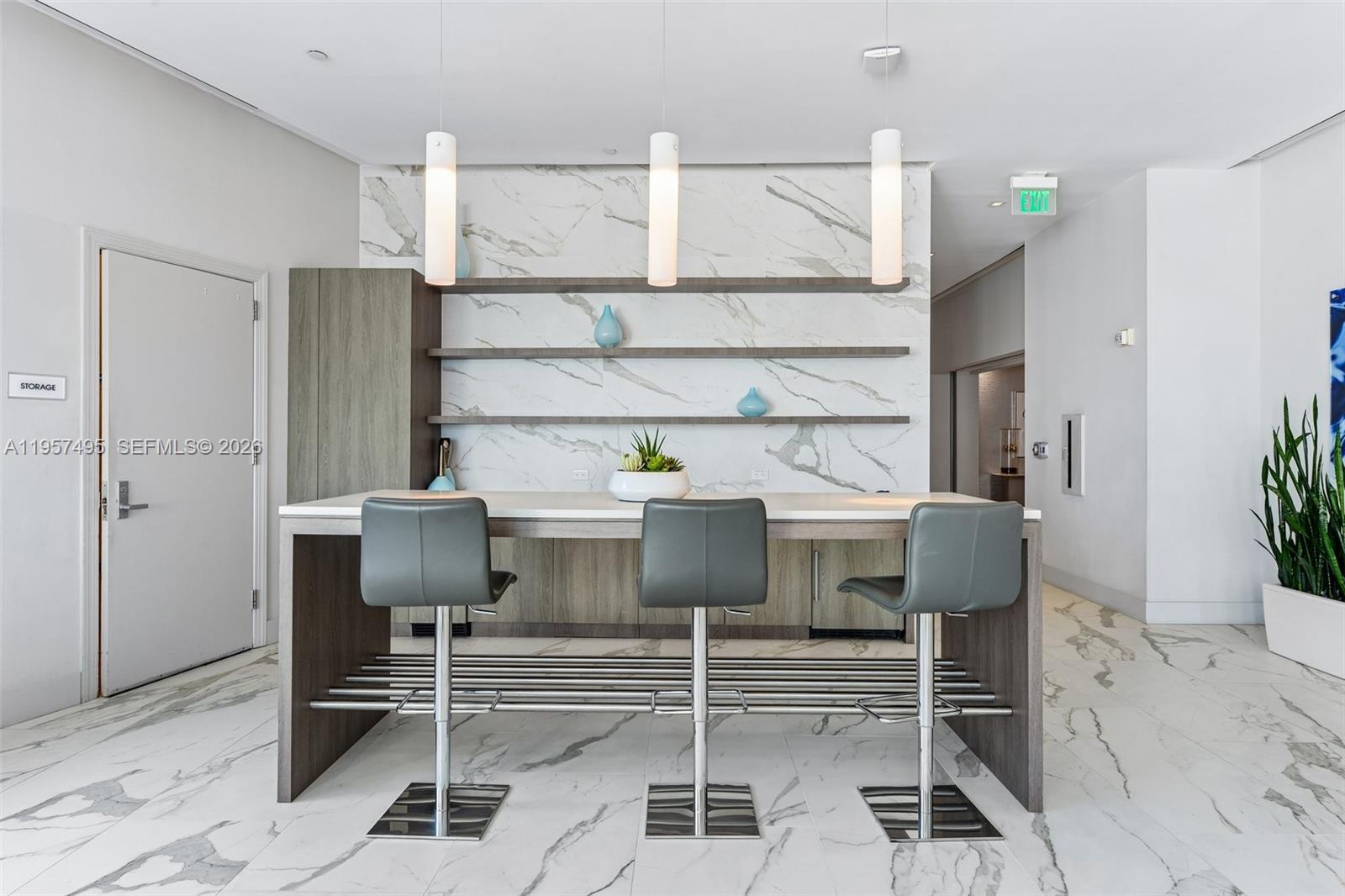 DIPLOMAT OCEANFRONT RESID - Residential