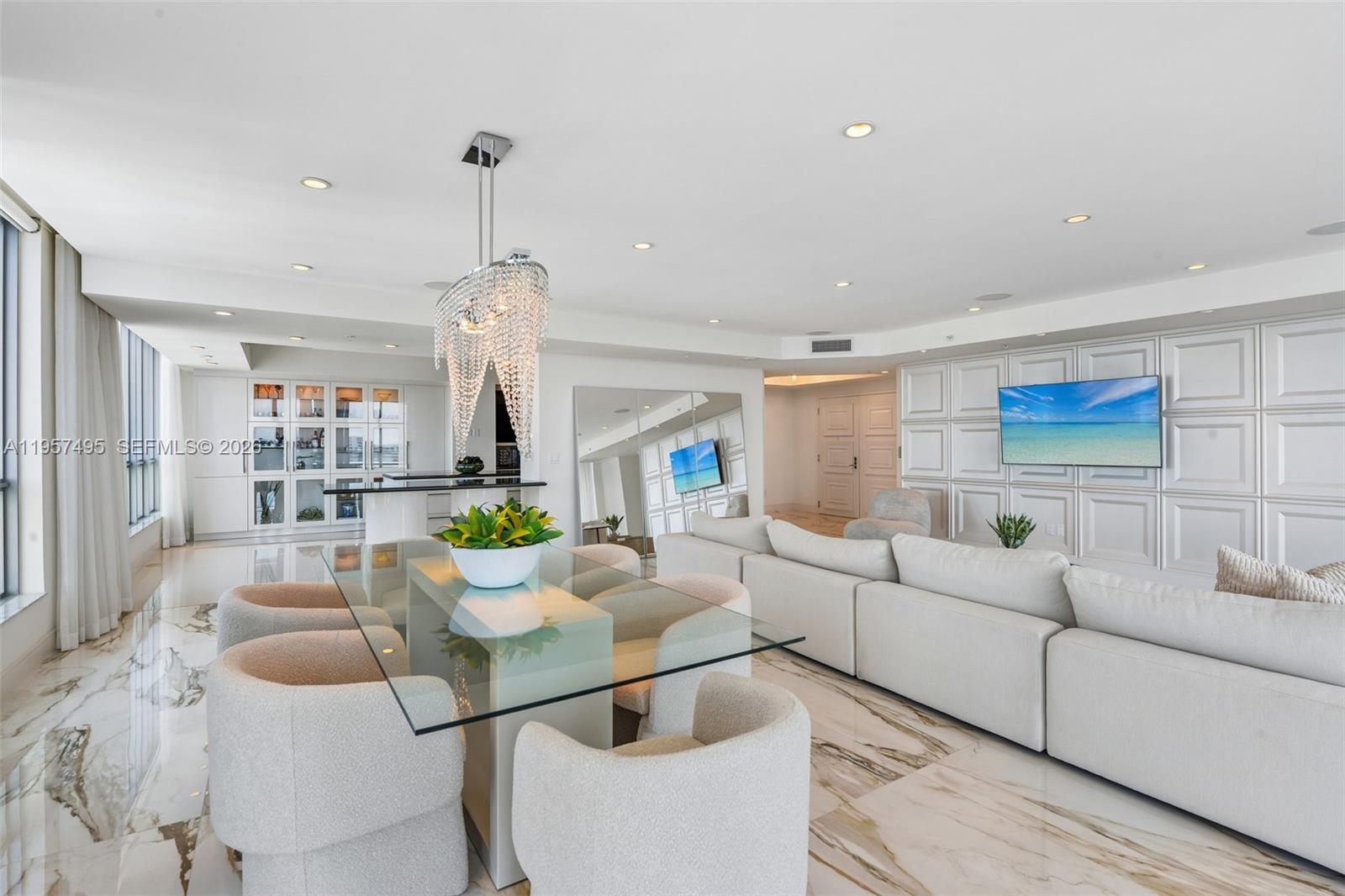 DIPLOMAT OCEANFRONT RESID - Residential
