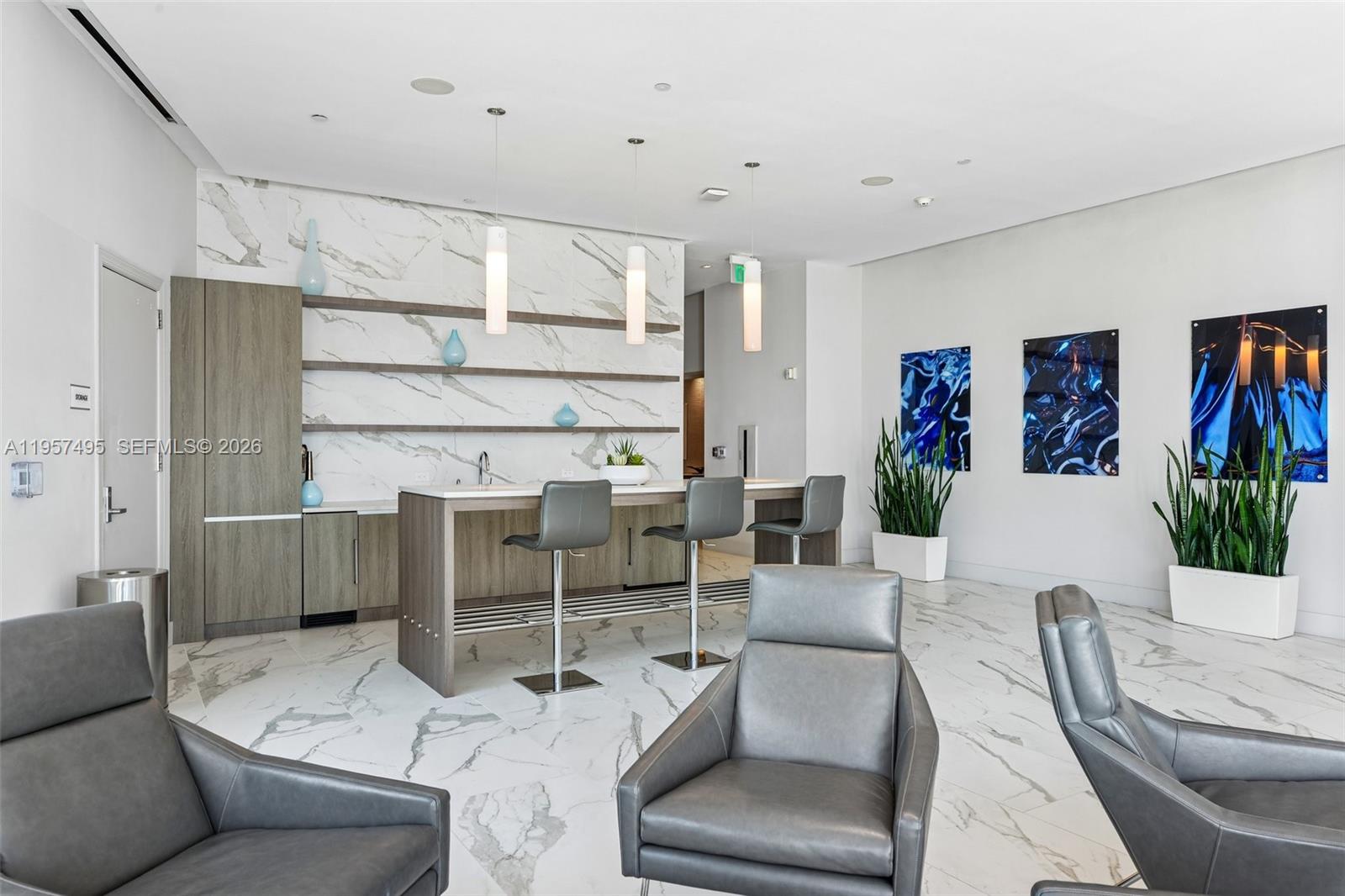 DIPLOMAT OCEANFRONT RESID - Residential