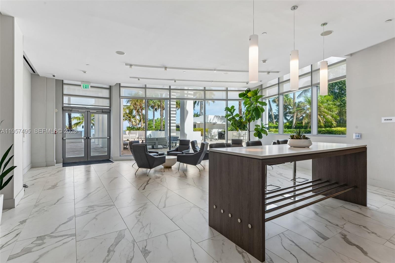 DIPLOMAT OCEANFRONT RESID - Residential