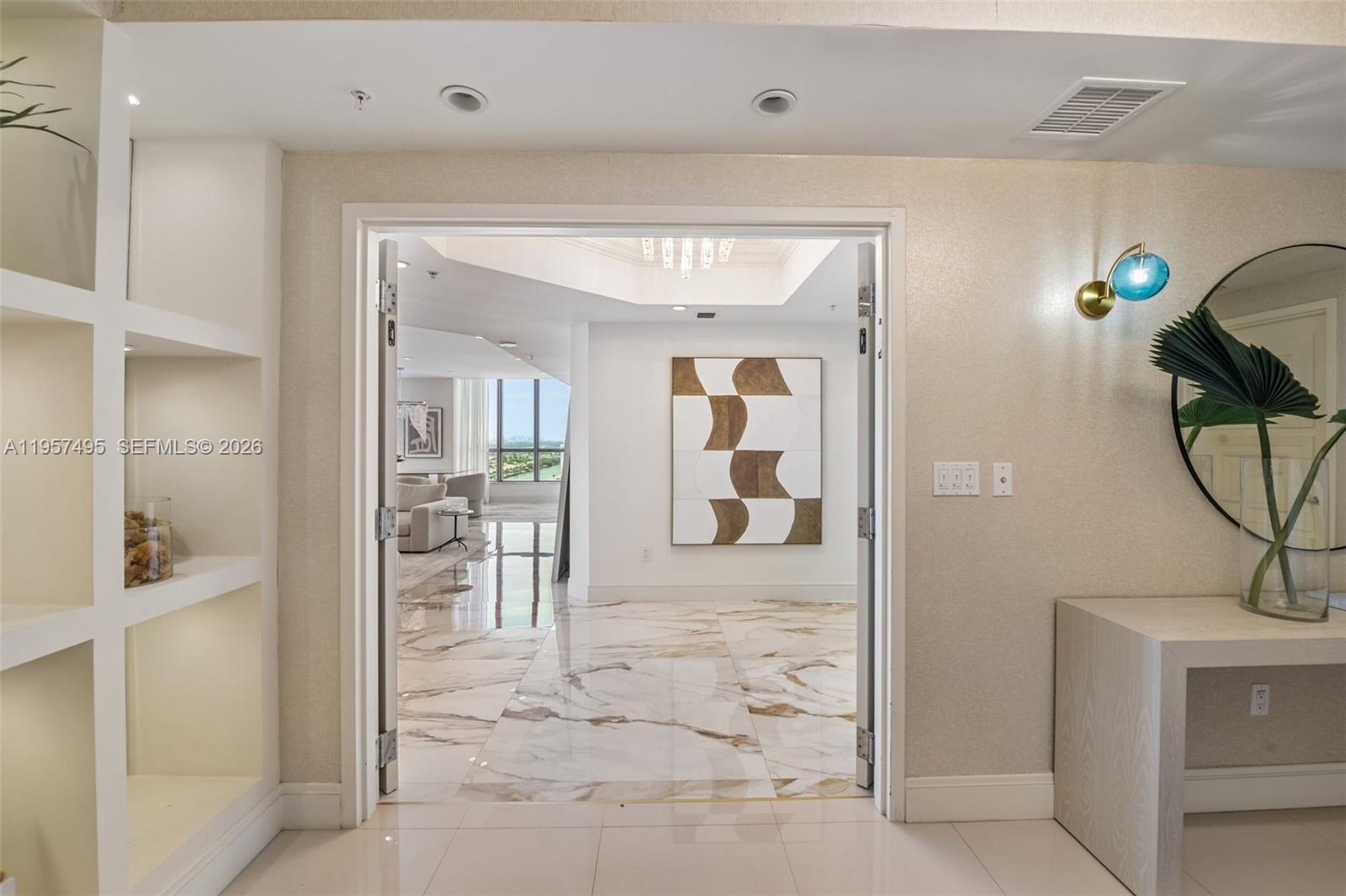 DIPLOMAT OCEANFRONT RESID - Residential