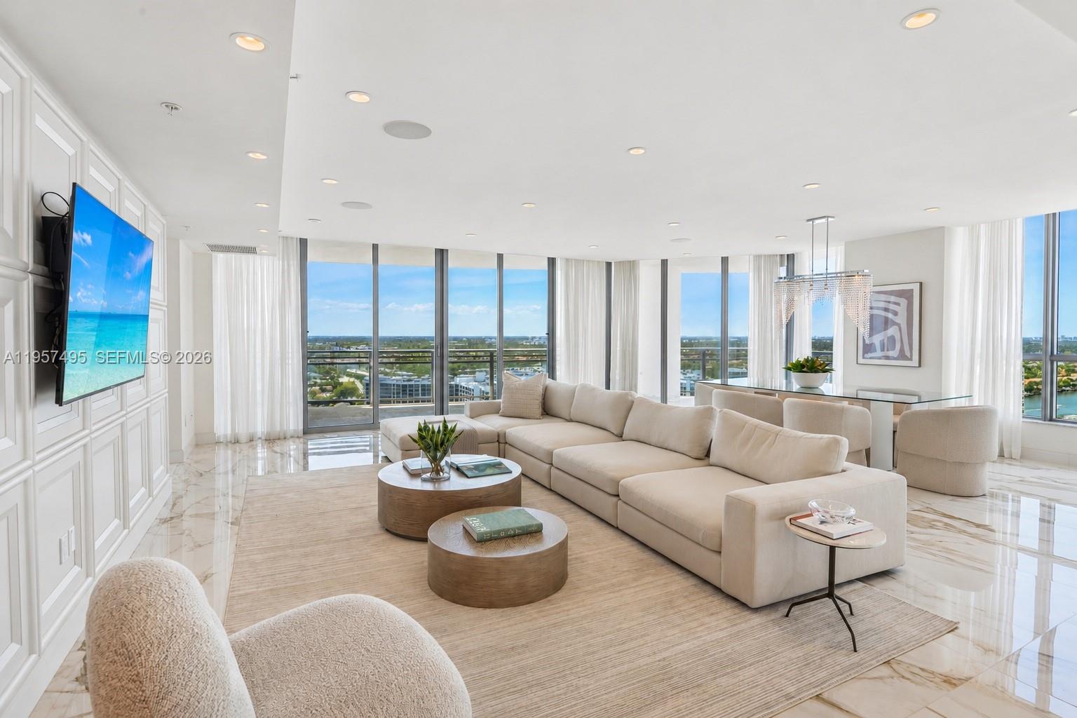 DIPLOMAT OCEANFRONT RESID - Residential