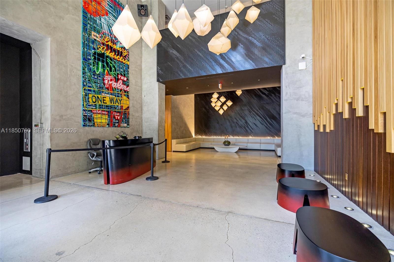 CENTRO CONDO - Residential