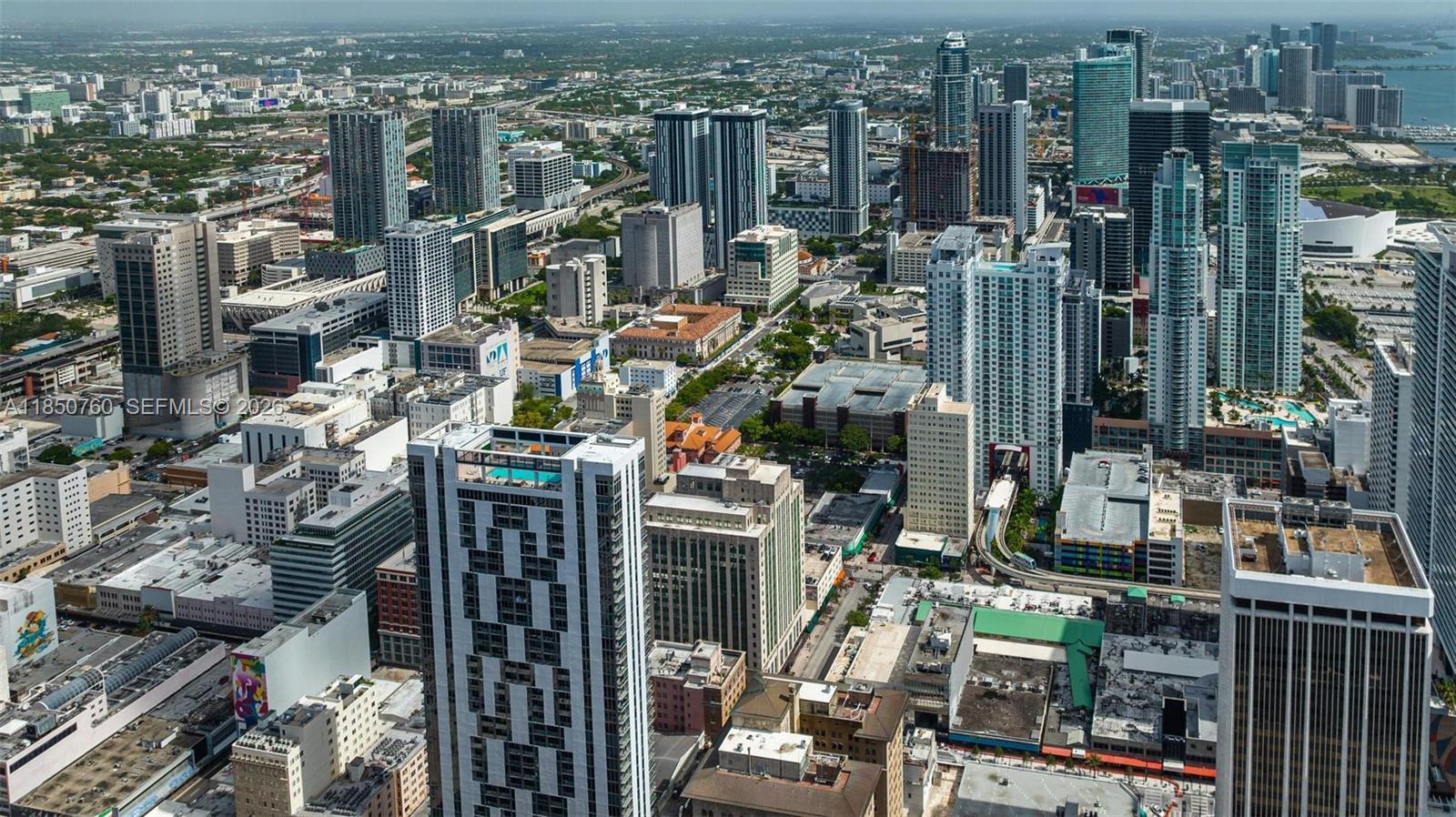 CENTRO CONDO - Residential