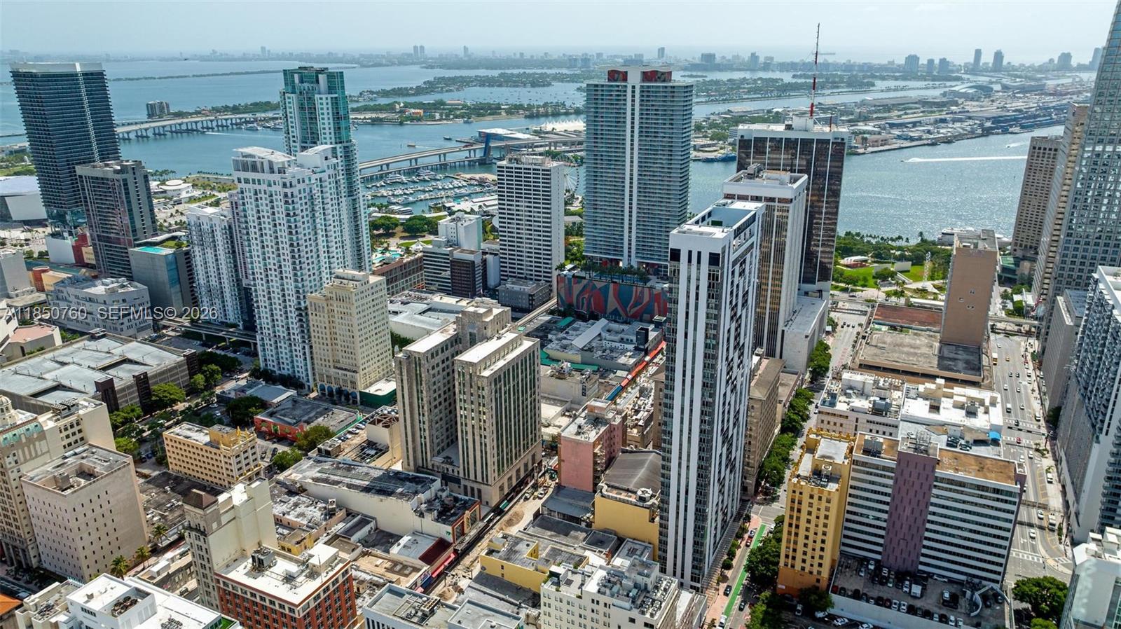 CENTRO CONDO - Residential