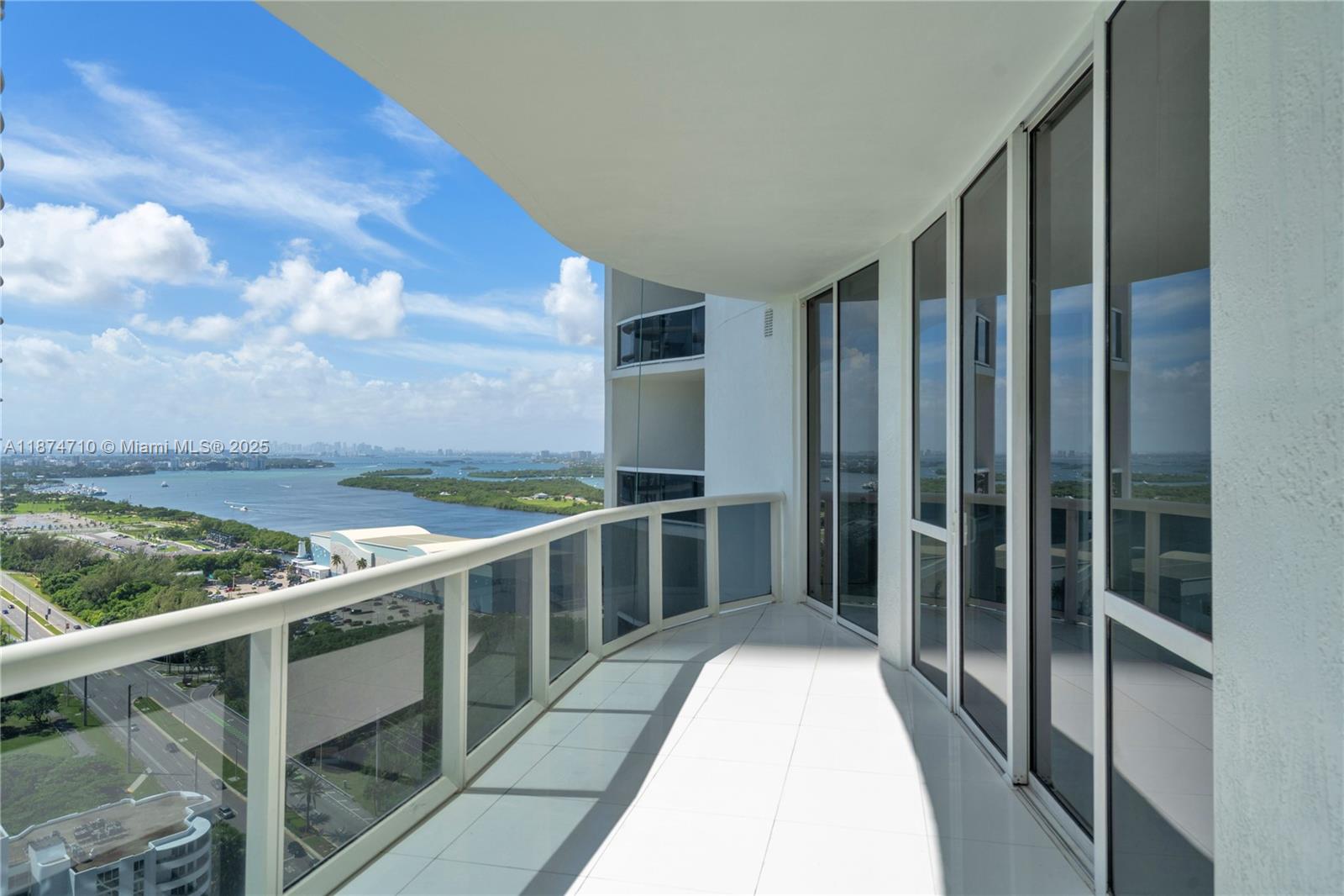 TDR TOWER III CONDO - Residential Lease