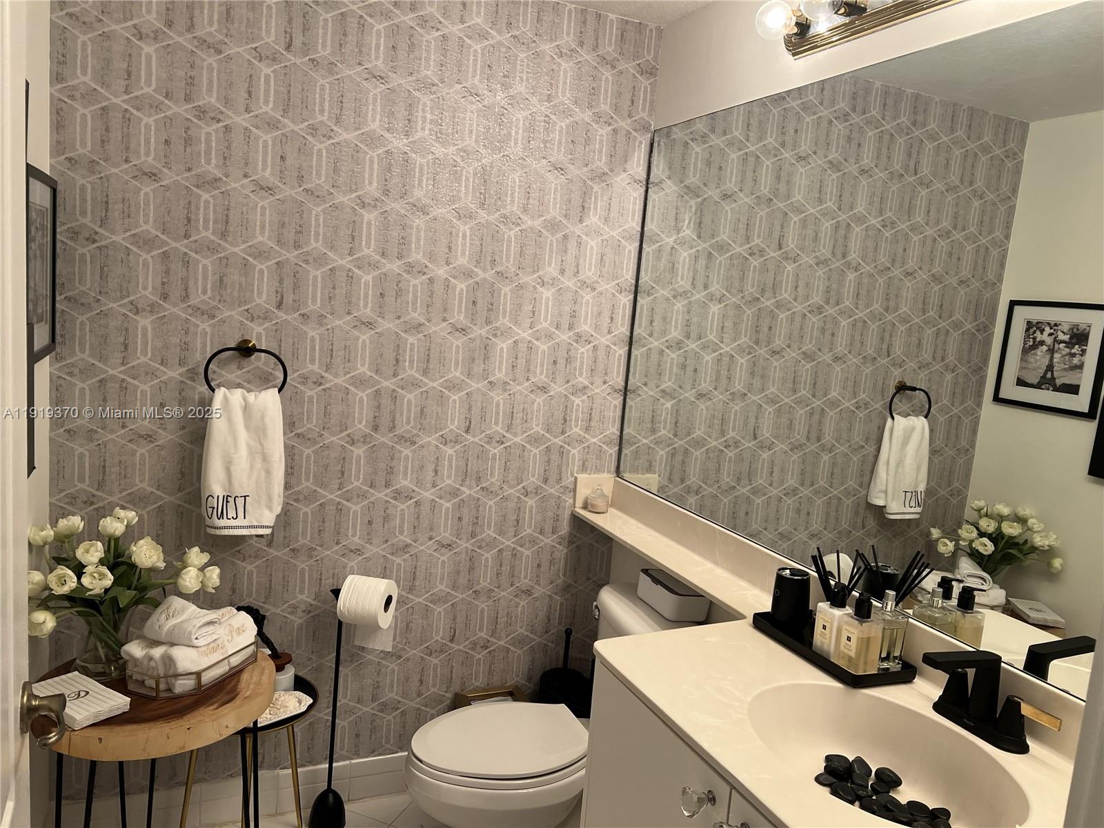 CAPTIVA CONDO D - Residential Lease