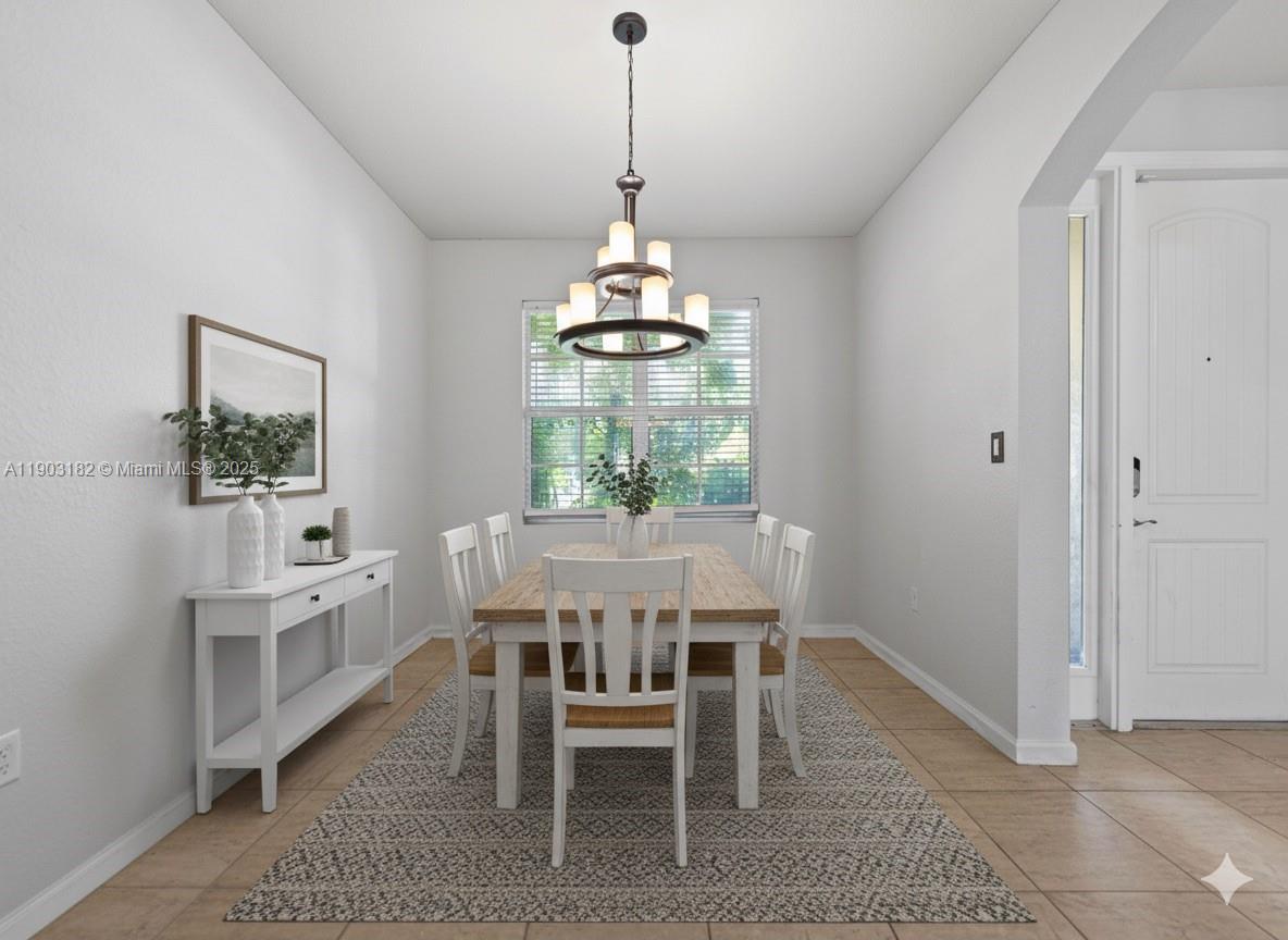 REDLAND REEF - Residential