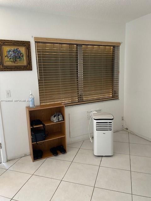 ROLEN LAKE GARDENS CO-OP - Residential Lease