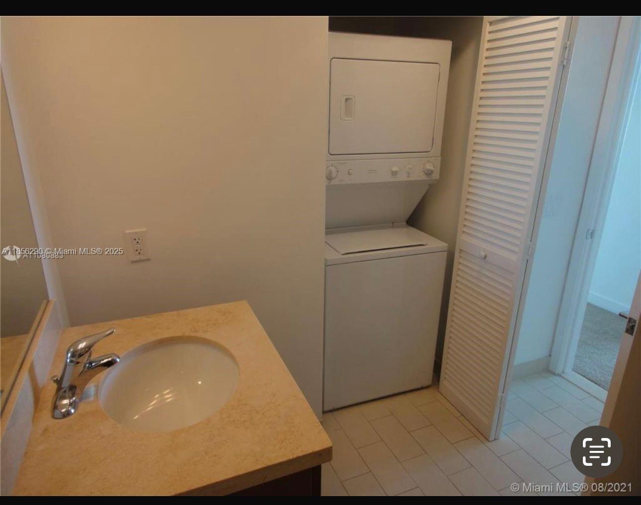 1111 SW 1st Ave 3122-N