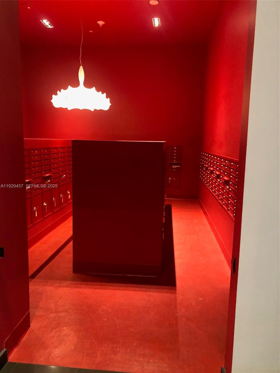 CANVAS CONDO - Residential Lease