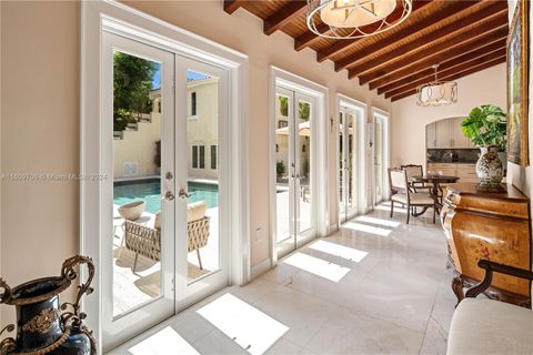 Single Family Residence in Coral Gables FL 2710 Columbus Blvd 24.jpg