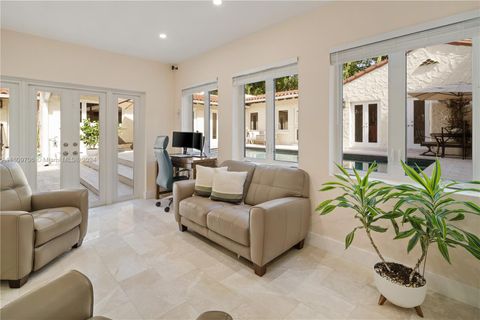 Single Family Residence in Coral Gables FL 2710 Columbus Blvd 35.jpg