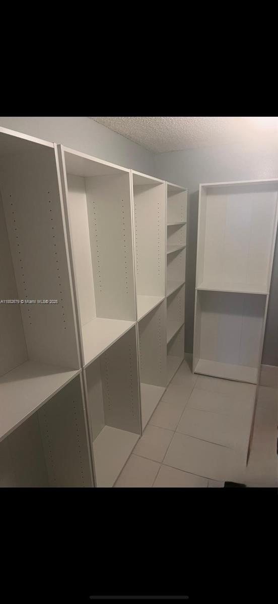 EATON AT HAMPTONS WEST CO - Residential