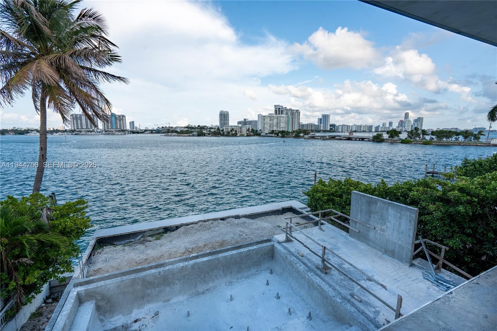 RIVO ALTO AMD - Residential