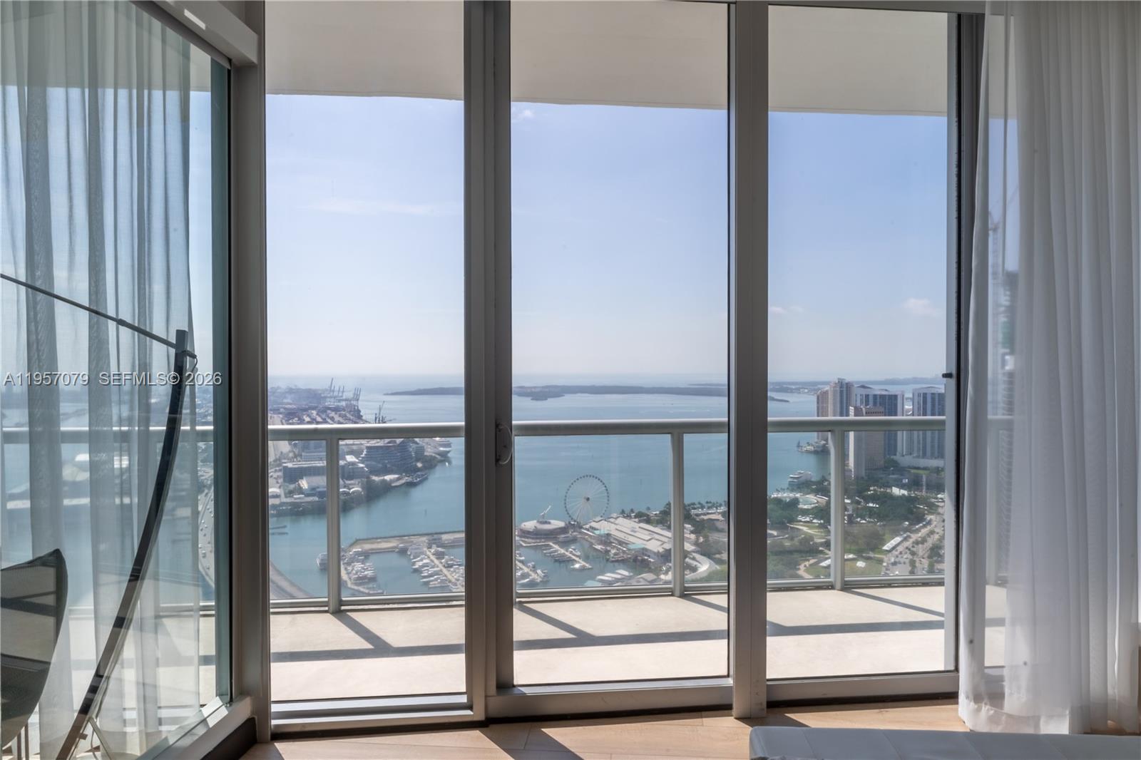 MARINABLUE CONDO - Residential