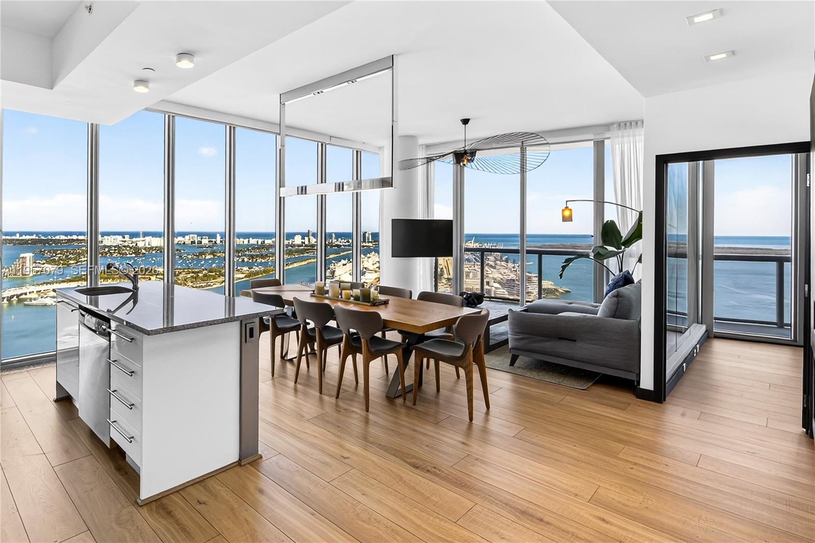 MARINABLUE CONDO - Residential