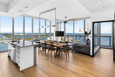 888 Biscayne Blvd 5508 Miami FL 33132