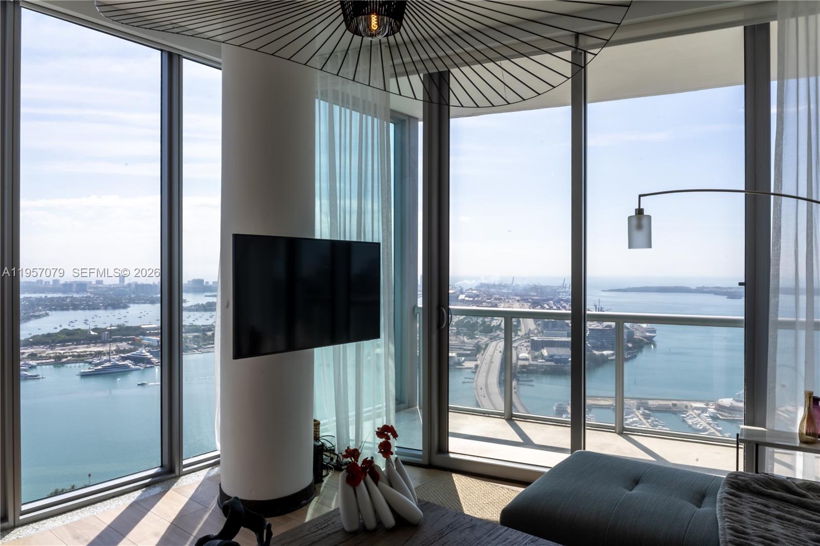 888 Biscayne Blvd 5508