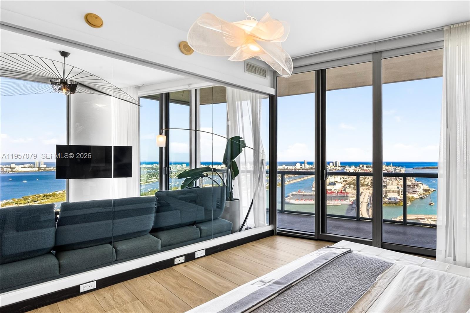 888 Biscayne Blvd 5508