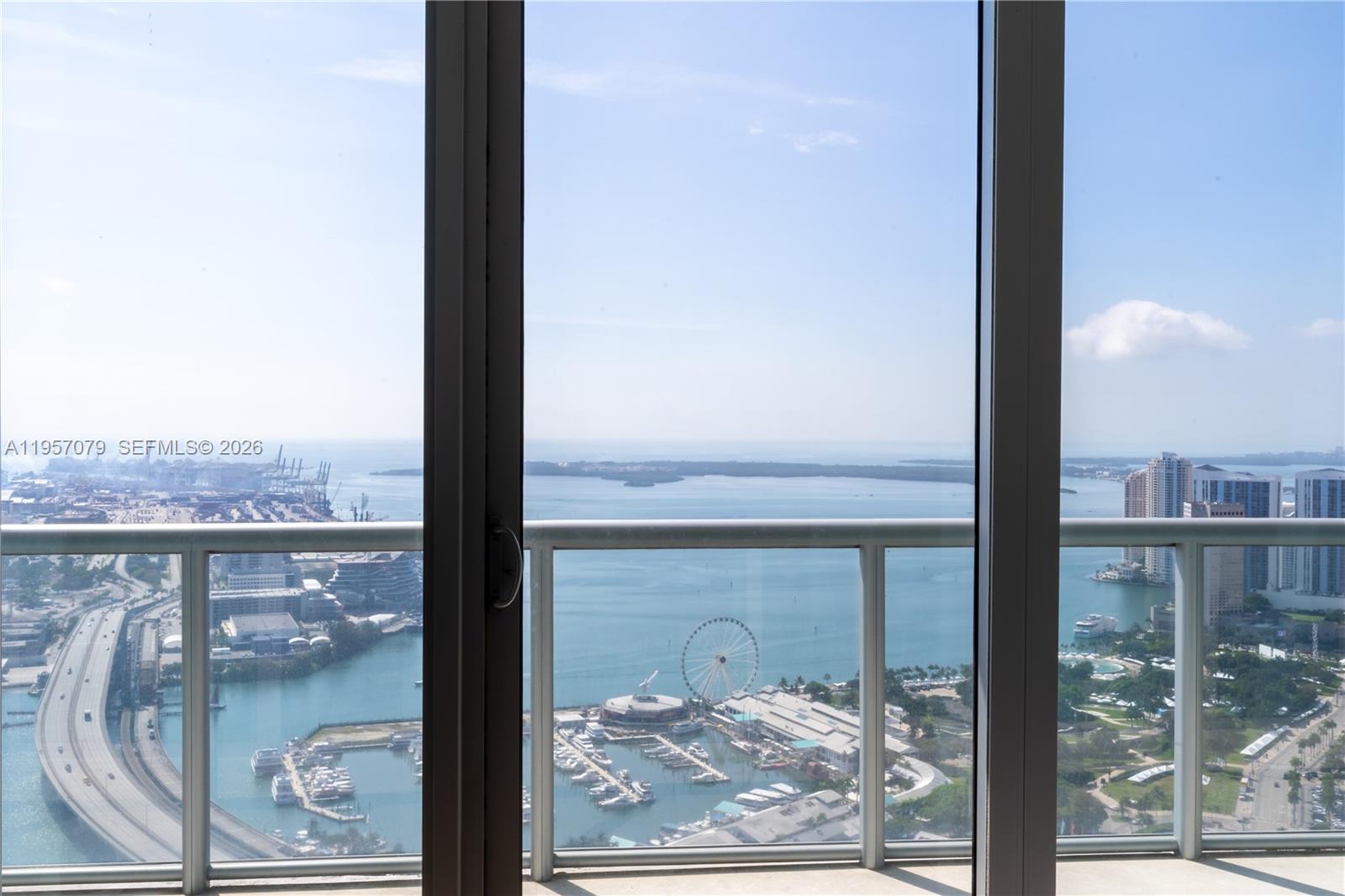 MARINABLUE CONDO - Residential