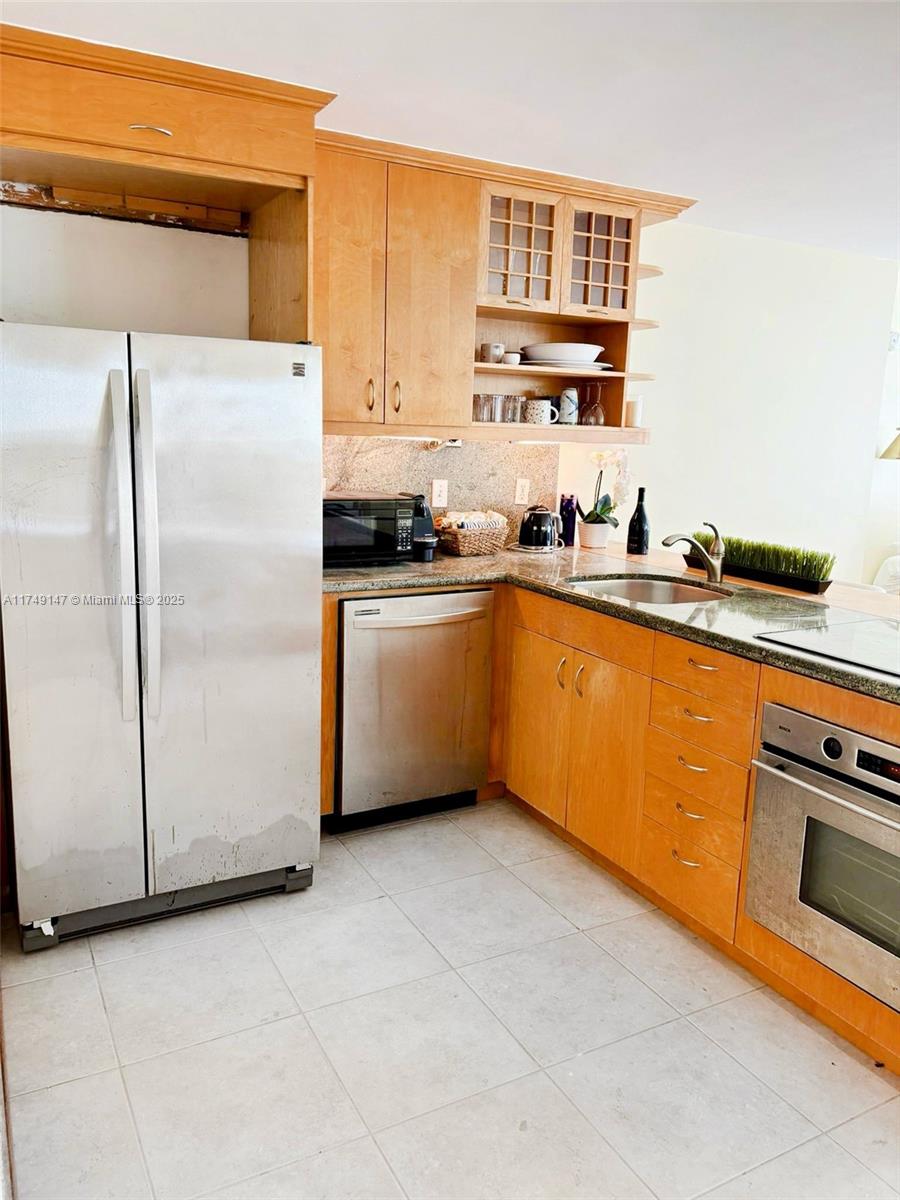 OCEAN POINT CONDO - Residential
