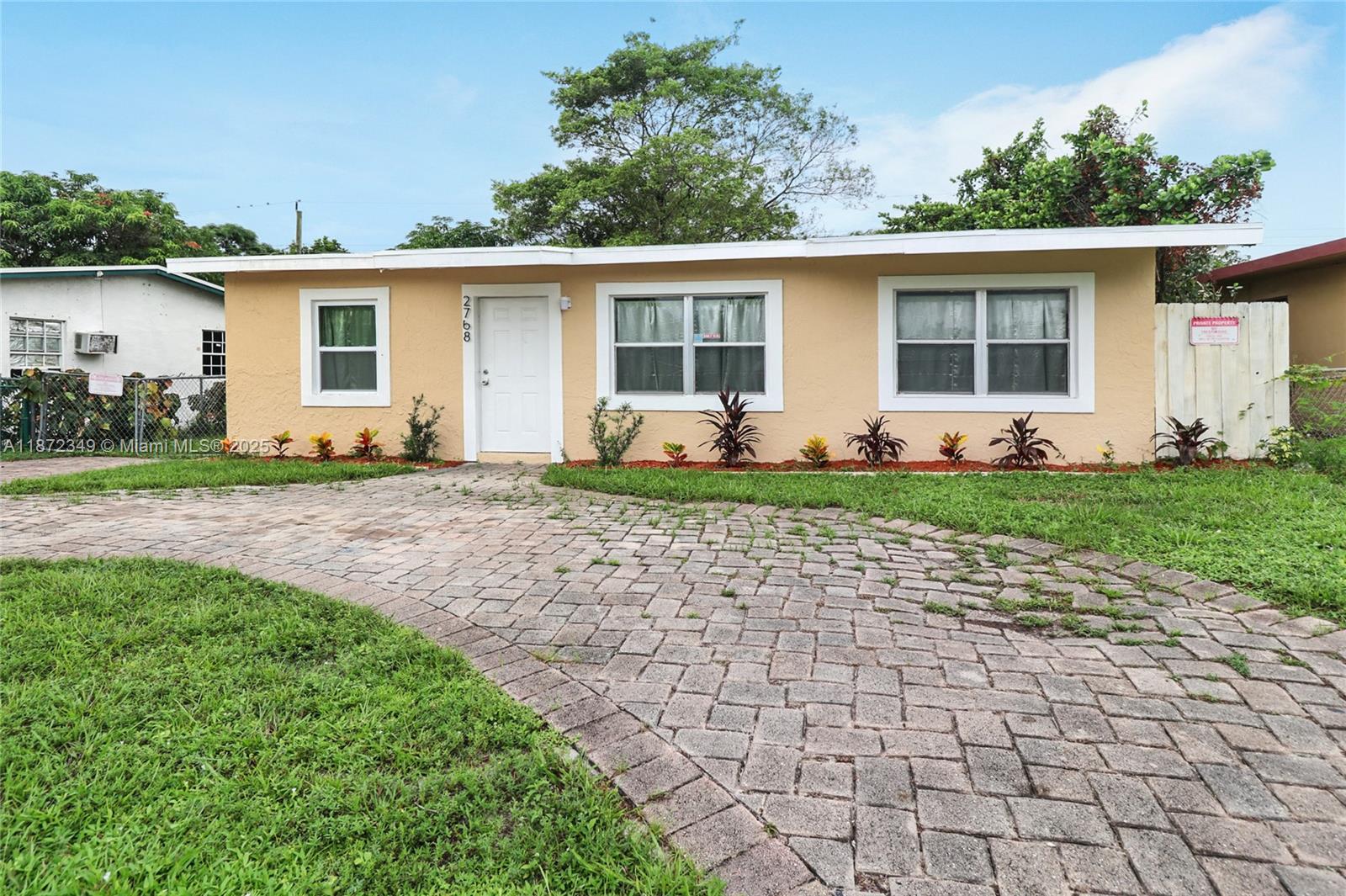 No HOA, Easy access. Spacious lot 5,134 sqft with room for a pool. This property is uniquely qualified for a special program. Exclusive Lender Incentive: 1.5 points off the rate with my lender (e.g., if the market rate is 6.5%, you can get 5% with no points, plus appraisal and mortgage insurance covered for primary residents). The potential rent at this property with Section 8 is $3,969 USD. The current management company can be facilitated. New flooring, new kitchen, freshly painted. HVAC 2021