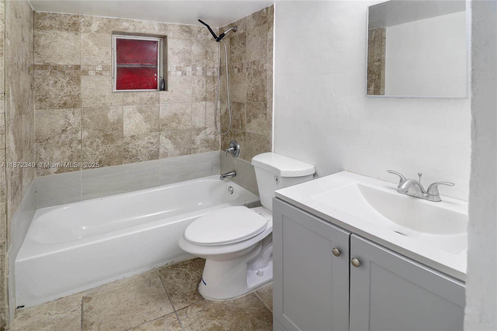 33-48-42 E 50 OF W 100 OF - Residential