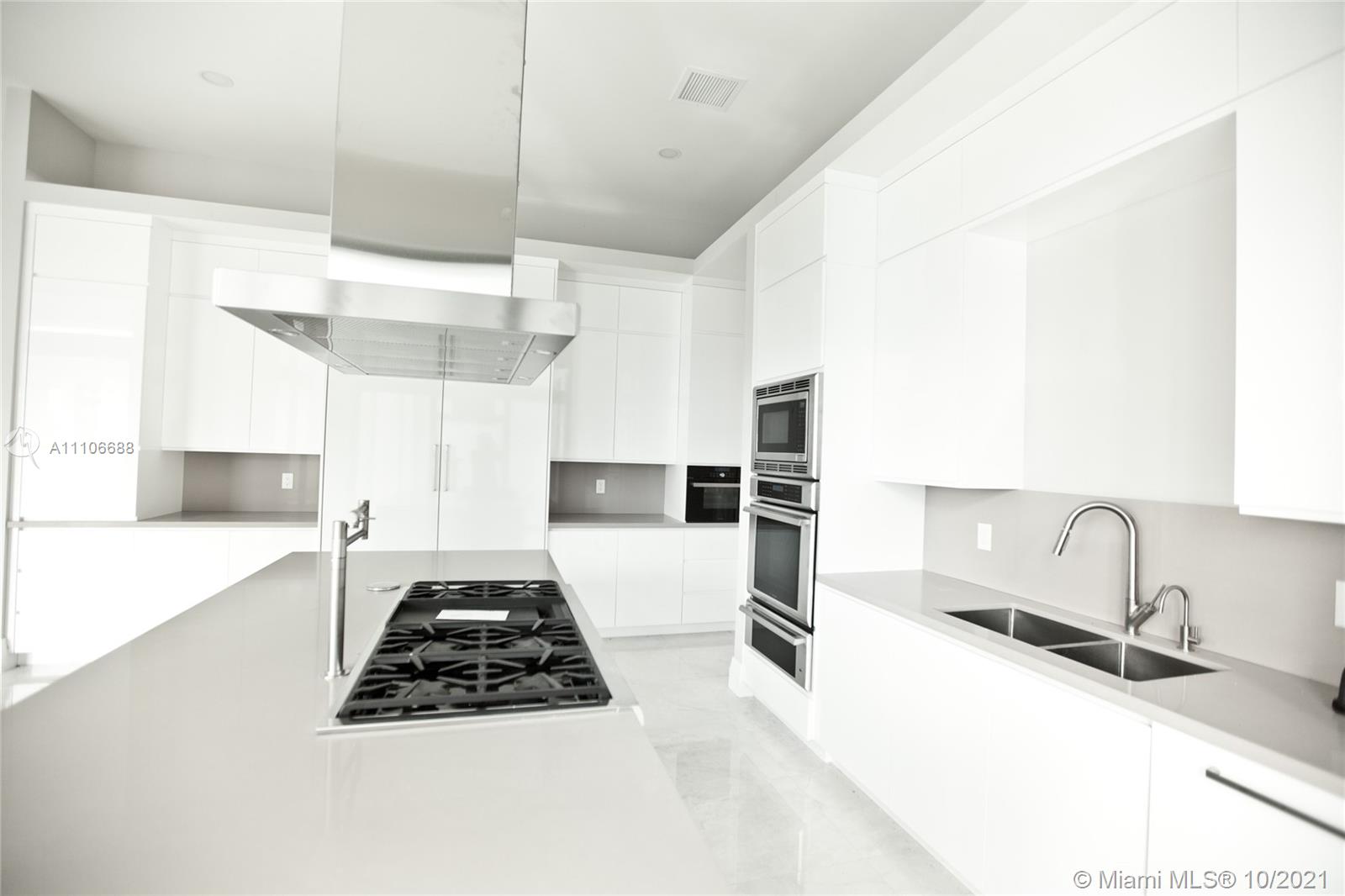 ESTATES OF SWAN LAKE - Residential