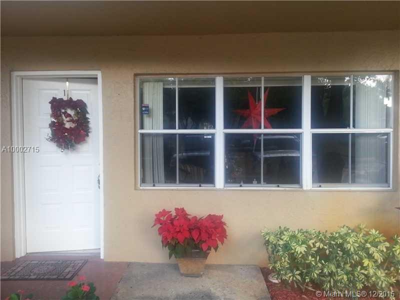 Coral Pointe Twnhms Condo - Residential Lease