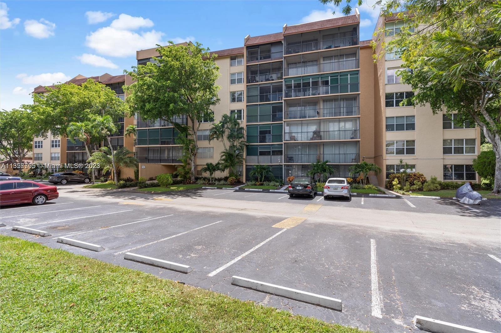 CONDOMINIUM 1 OF ENVIRON - Residential Lease