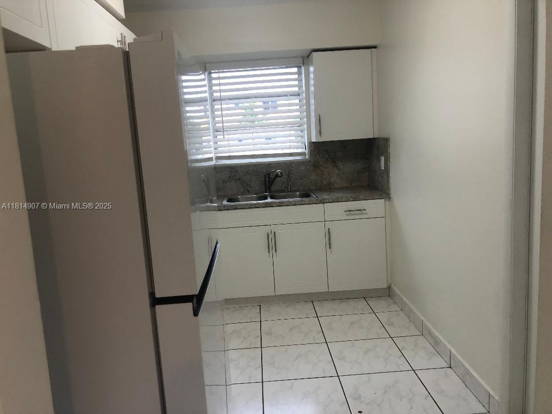 RICH HEIGHTS - Residential Lease