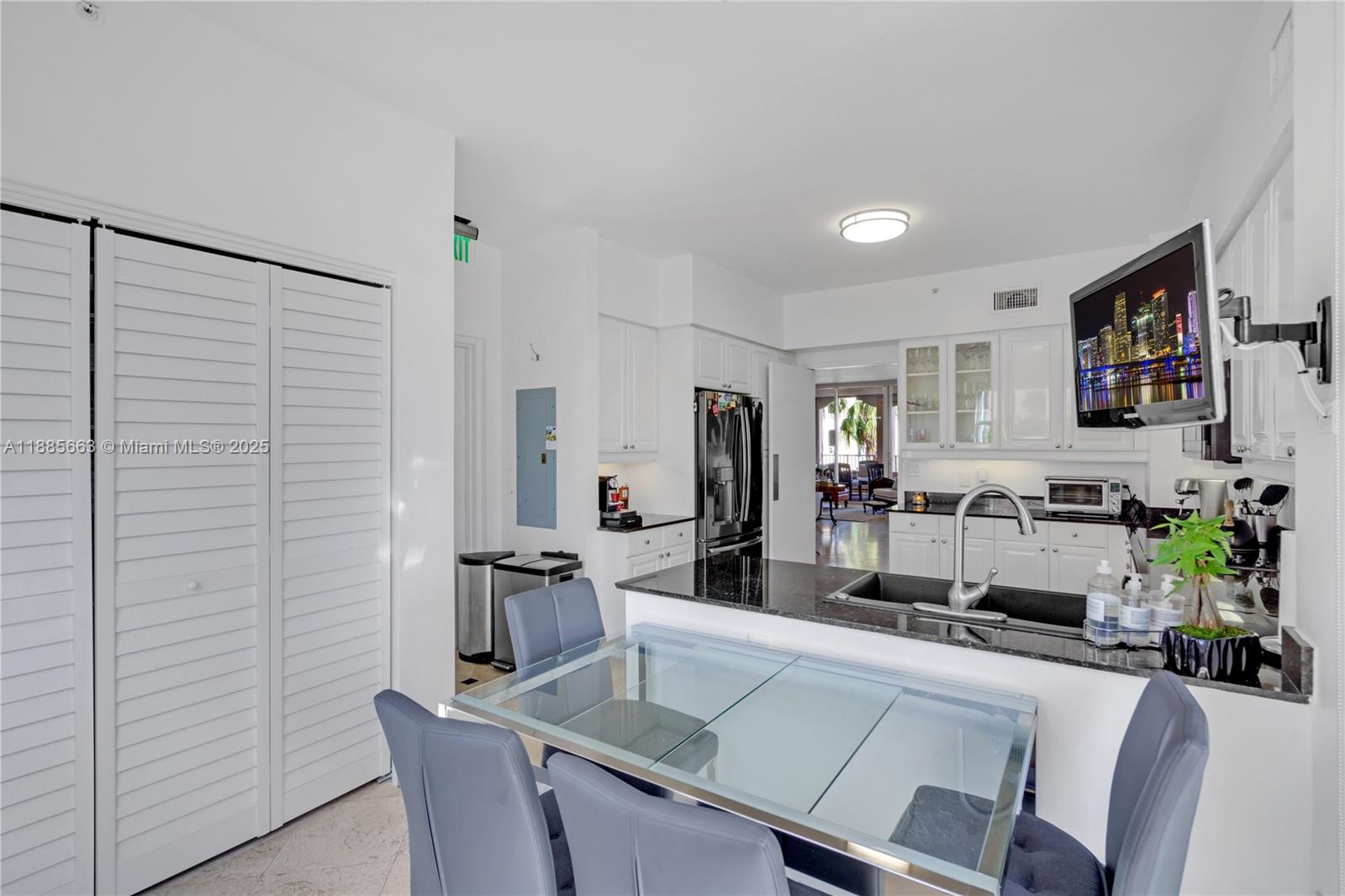 LAKE VILLA TWO CONDO - Residential Lease
