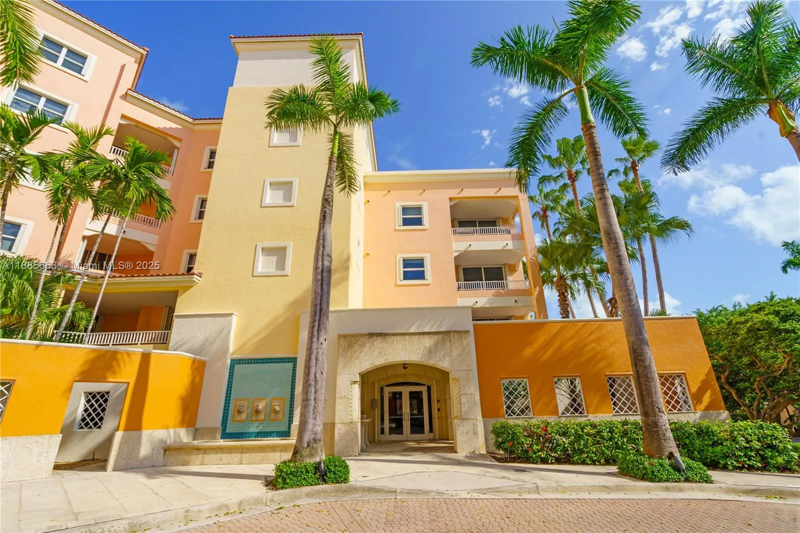 Key Biscayne, Florida 33149, United States, 2 Bedrooms Bedrooms, ,3 BathroomsBathrooms,Residential,Active,217376