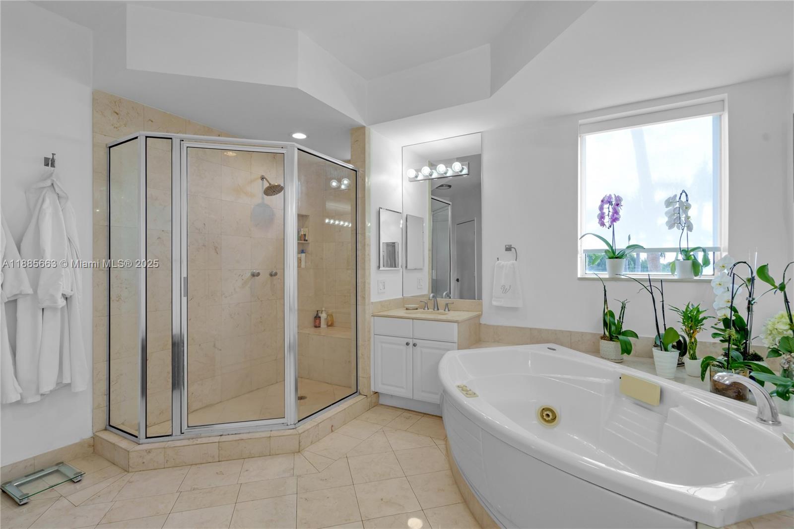 LAKE VILLA TWO CONDO - Residential Lease