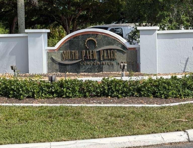 Photo of 7610 Westwood Dr #122, Tamarac, FL 33321 (MLS # A12078222)