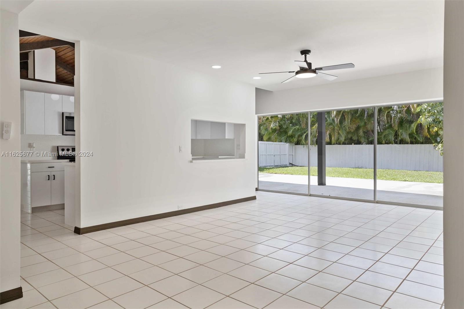 Photo 12 of 44 of 18490 SW 83rd Ave house