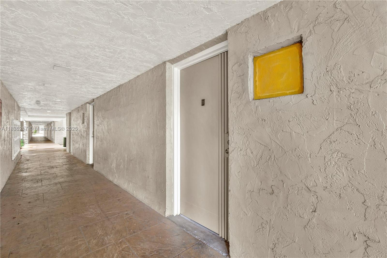 DADELAND GROVE CONDO - Residential