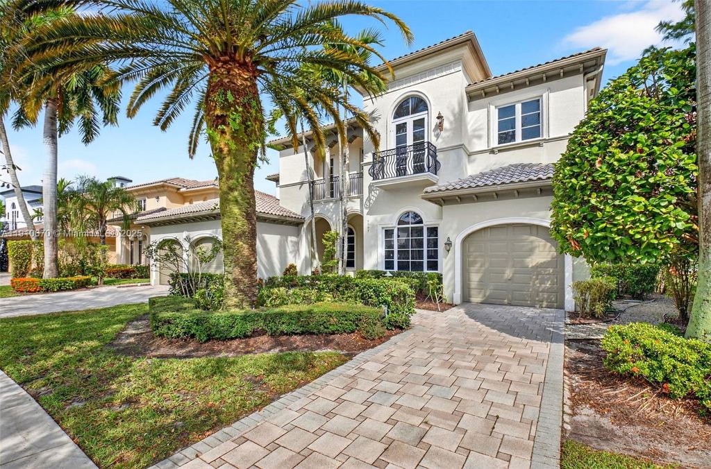 Photo of 9597 Bridgebrook Dr, Boca Raton, FL 33496 (MLS # A11910670)