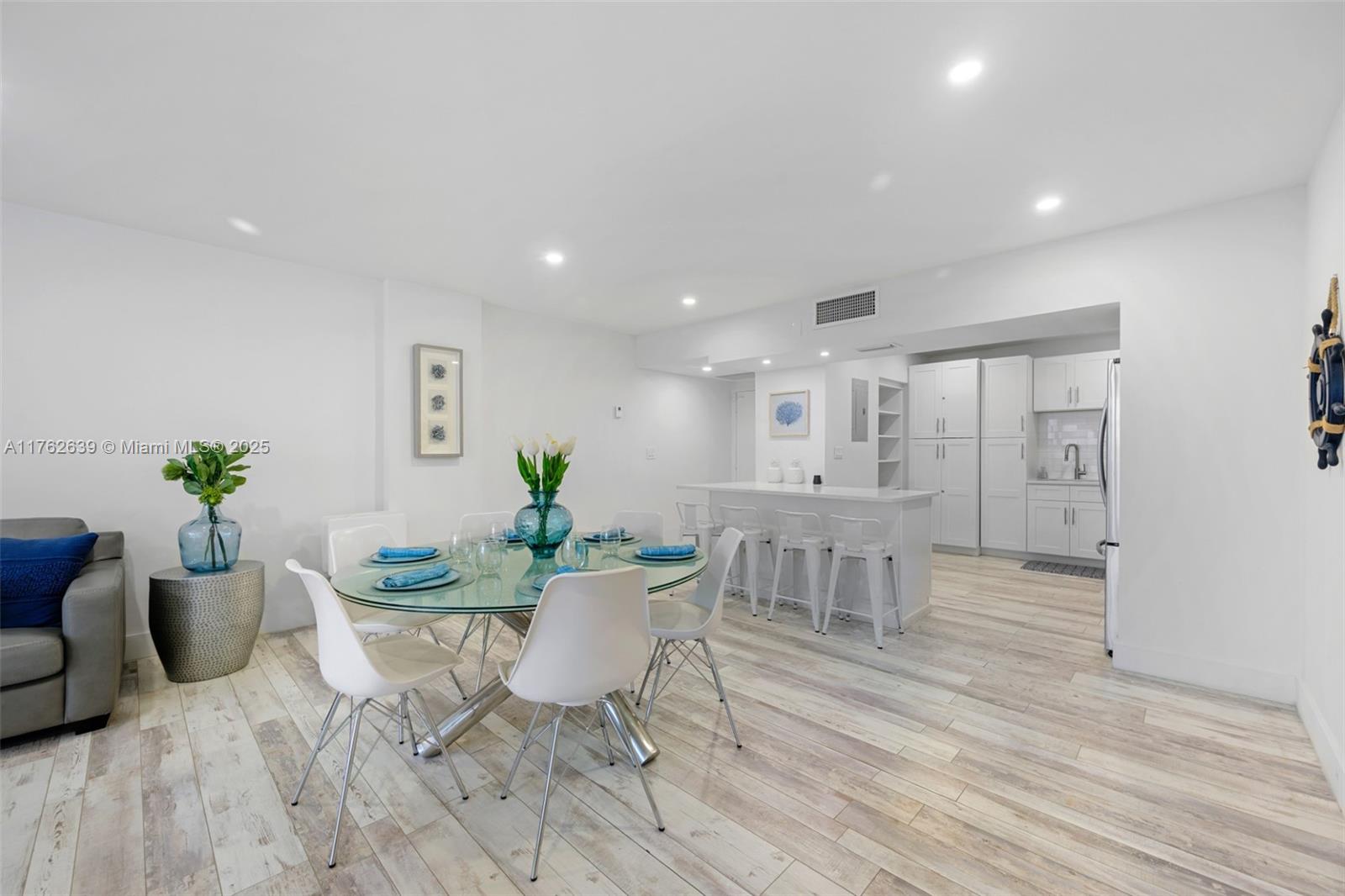 SEA AIR TOWERS CONDO - Residential Lease