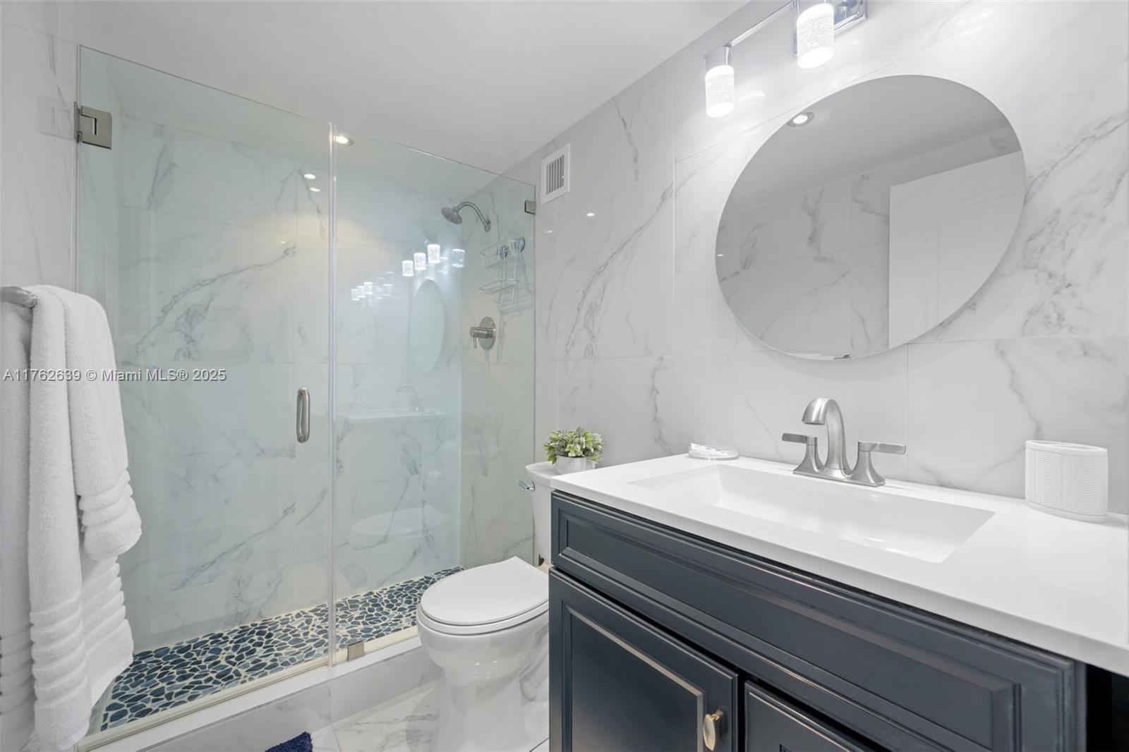 SEA AIR TOWERS CONDO - Residential Lease