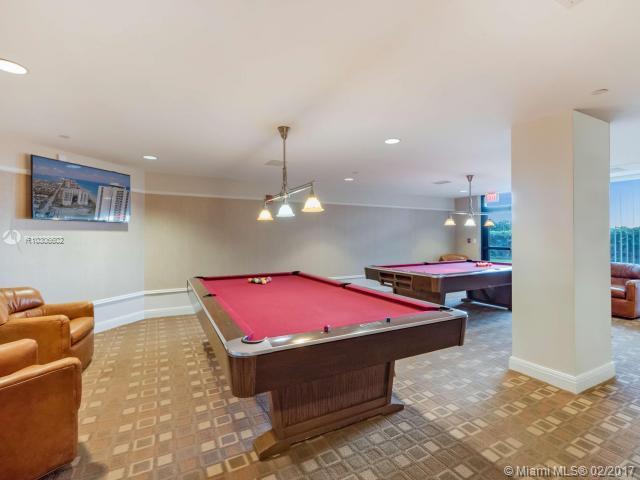 TIARA CONDO - Residential