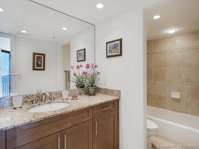 TIARA CONDO - Residential