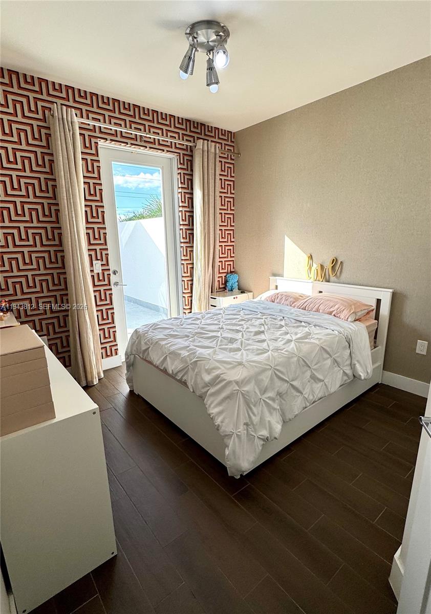 LANDMARK AT DORAL - Residential