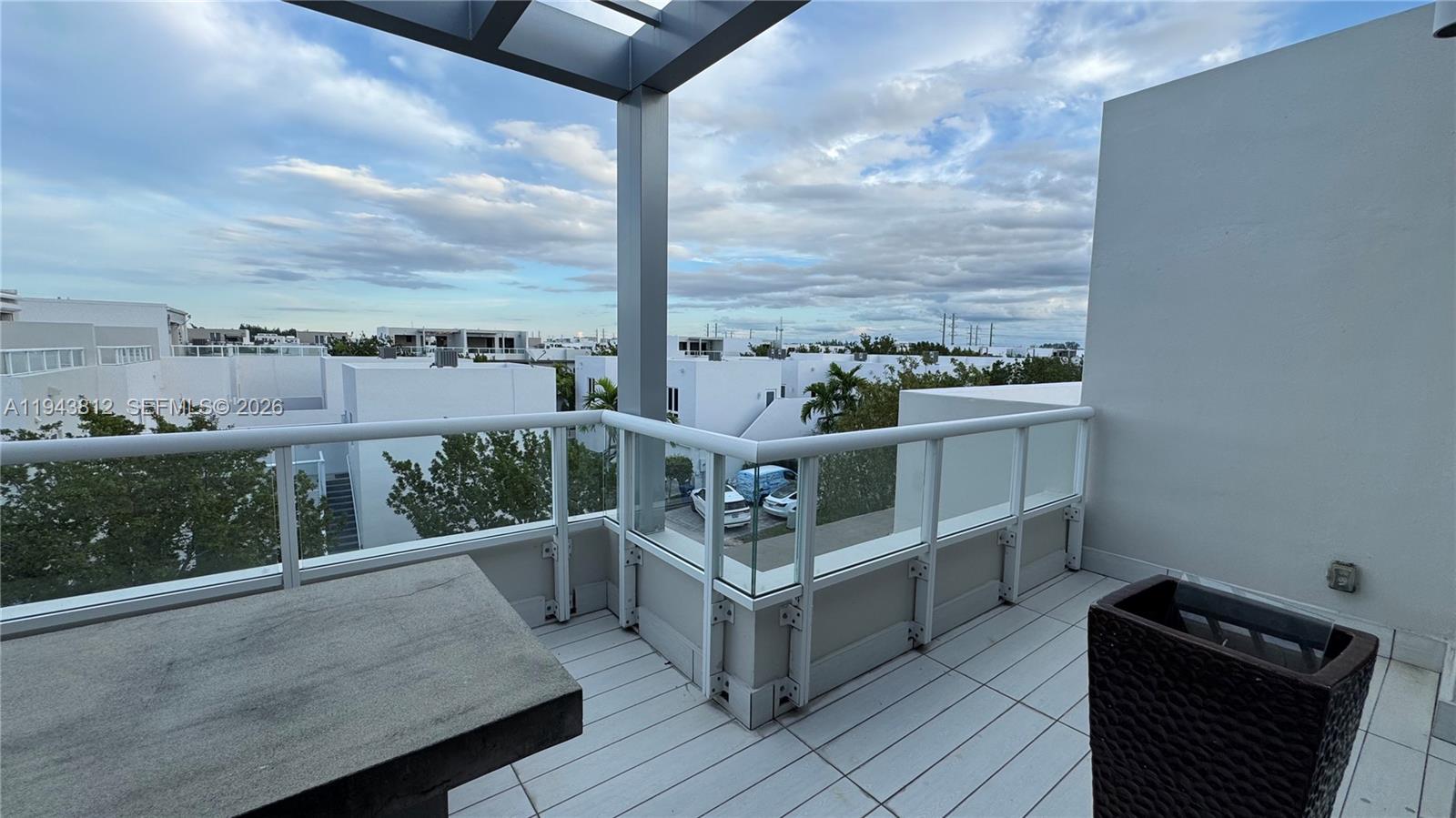 LANDMARK AT DORAL - Residential