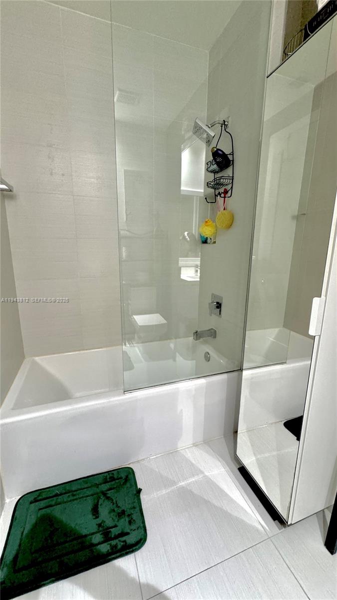 LANDMARK AT DORAL - Residential