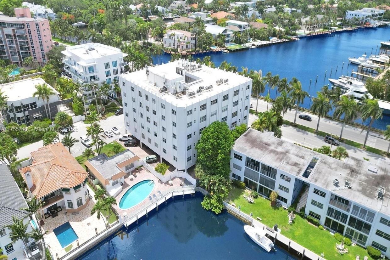 Rental Property at Address Not Disclosed, Fort Lauderdale, Broward County, Florida - Bedrooms: 1 
Bathrooms: 1  - $2,300 MO.